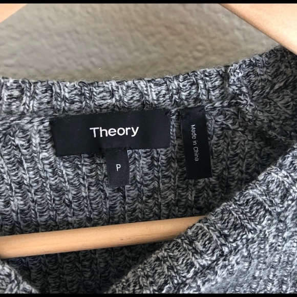 Theory Marble Bell Sleeve PO - Picture 3 of 6